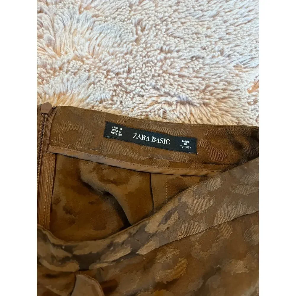 Zara Basic Brown Animal Print Ruffle Front Skirt Size: Medium
